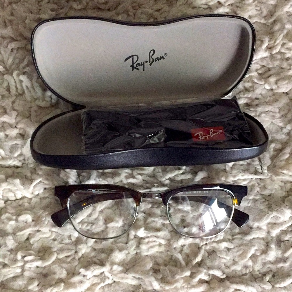 Brand New Ray Ban clubmaster glasses